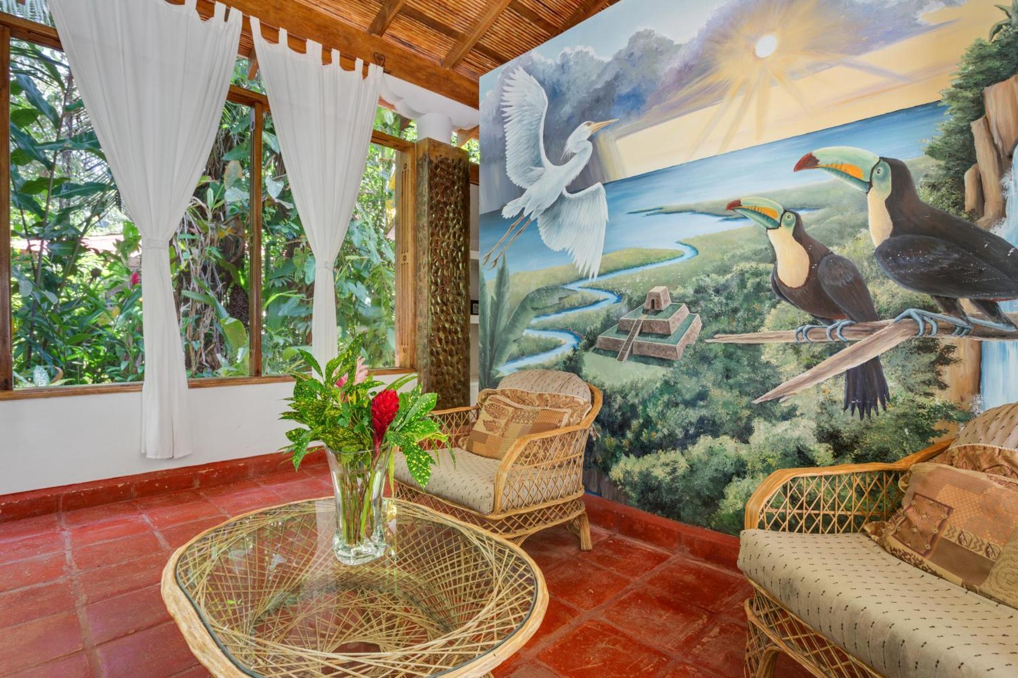 Ian Anderson Caves Branch Jungle Lodge Belmopan Exteriör bild